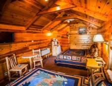 Individual Log Cabin - 2 Queens
