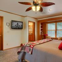 Apple Tree Bear House at Wawona