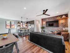 2 Bedroom, 2 Bath Luxury Villa with Bonus Room (1472 sq. ft.)