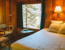 Creekside Motel 1 Queen