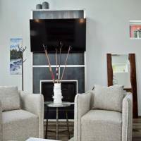 Good Medicine West - (Cabin B) Living Room