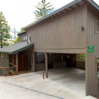 Falcons Nest (Upstairs) - parking