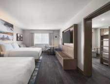 2 Queen Bed with Queen/ Full Bunk and Twin Sb