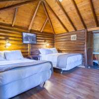 Heritage Log Cabin- Two Double Beds