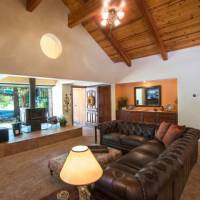 Bruin's Den at Wawona