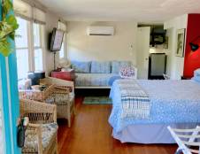 River Studio - 1 Queen & 1 Daybed