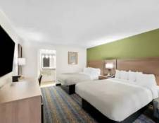 2 Queen Beds