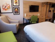 Lodge Room with 2 Queens