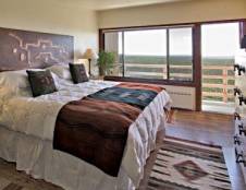 Kiva Room - 1 King or 2 Doubles or 2 Queens