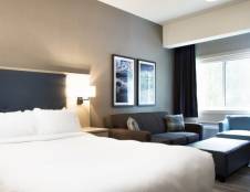 Standard Room One Queen & Sofa Bed