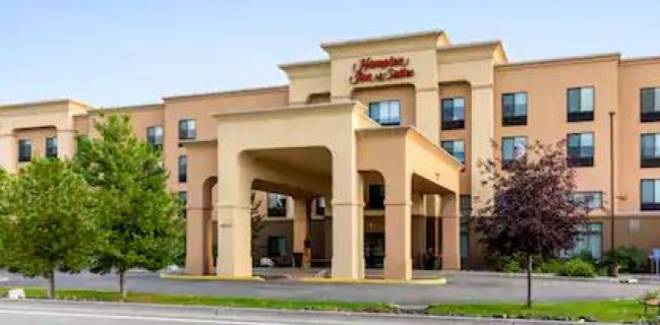 Hampton Inn & Suites Fairbanks
