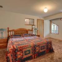 Yosemite Mountain Lodge, 99