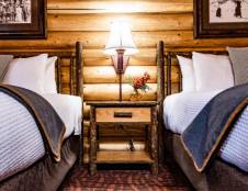 Colter Cabin - 1 King & 1 Sofa Sleeper or 2 Queens & 1 Sofa Sleeper