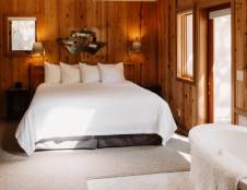 Maple Ridge Suite - 1 King