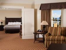 Suite - 1 King & 1 Sofa Sleeper