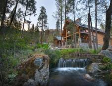 Rustic Retreat (2 Bedrooms Only), 1R