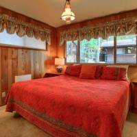 Yosemite Retreat in the Meadows, 19B