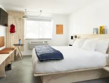 Premium King + Bunk Room