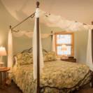 Romantic RiverSong Inn