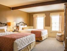 Badlands Hotel - Standard Queen Queen