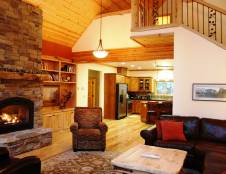 John Muir House - 1 King & 3 Queens