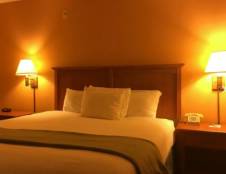 Mountain View Rooms - 1 King or 2 Queens