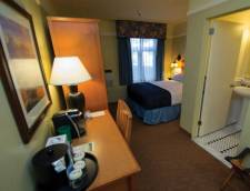 Standard Double Street Level