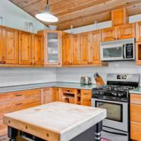 Yosemite Summit - Kitchen