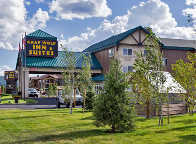 Gray Wolf Inn and Suites  West Yellowstone