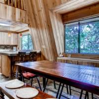 Dining Area, Breakfast Bar, and Kitchen