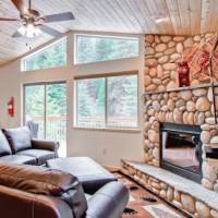 Climbers Retreat - fireplace