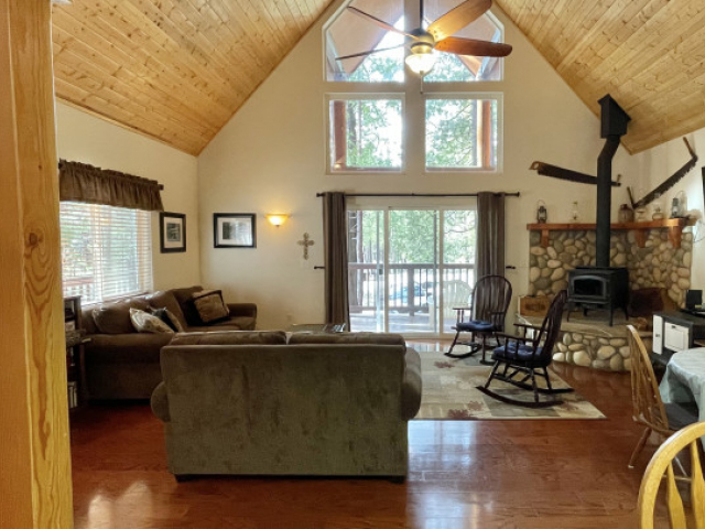 Castagna Lodge