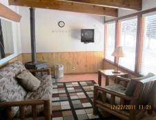 Marina View Cabins - 1 Queen & 2 Twins