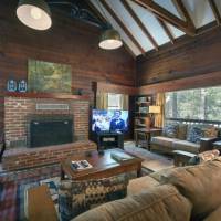 Grandma's Cabin (1 Bedroom Only), 34