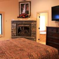 Grizzly Giant - Master Bedroom with Fireplace