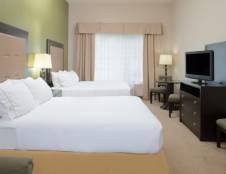 Standard Rooms - 1 King or 2 Queens