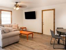 Windmill Suites - 1 Queen