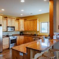 Mountain View - kitchen