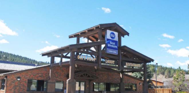 Best Western Golden Spike Inn & Suites