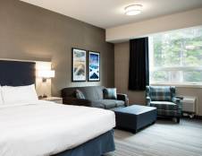 King Room with Sofa Bed