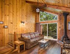 Chalets - 1 King Bed