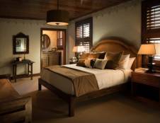 Historic Hotel - Owner's Suite, 1 King, 1 Twin, & 1 Daybed