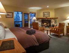 Lodge Rooms - 1 King or 1 Queen or 2 Doubles