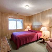 River Lodge - Bedroom 4