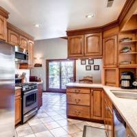 fishermans_oasis_kitchen