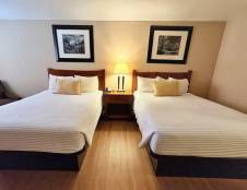 Deluxe River View 2 Queen Beds