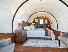 Premium Covered Wagon 1 King or 2 Queens
