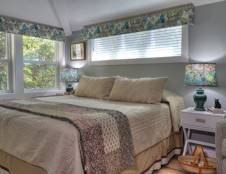 Tower Room - 1 Queen