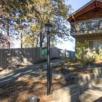 lazy_bear_lodge_outside