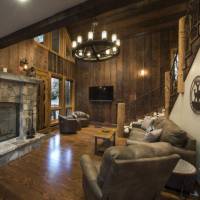 Rustic Retreat (2 Bedrooms Only), 1R